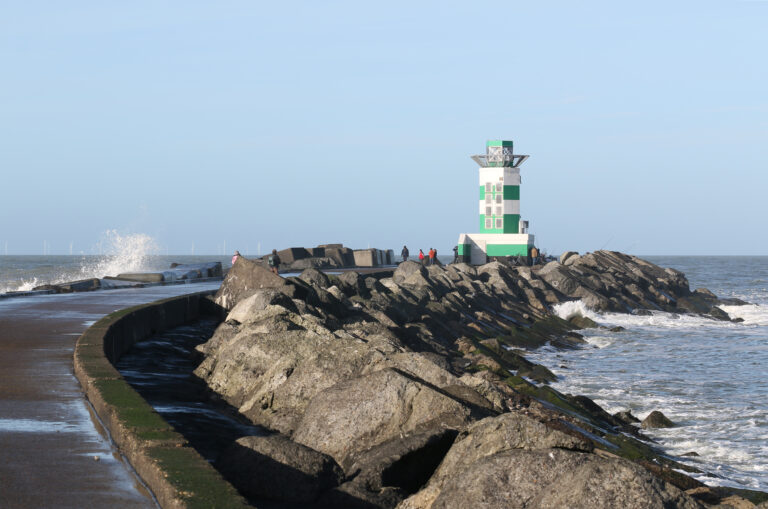 Ijmuiden, rauw aan zee